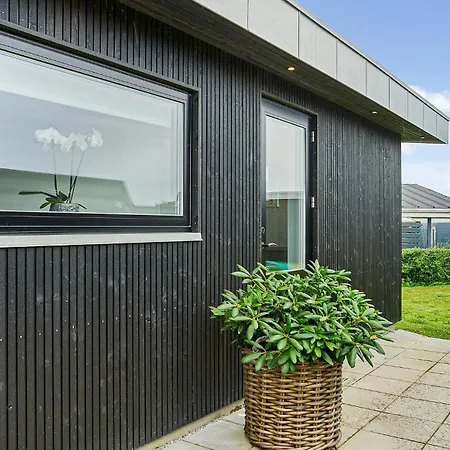 Awesome In Juelsminde With Wifi Holiday home *