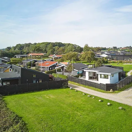 Holiday home Awesome In Juelsminde With Wifi