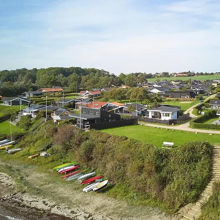 Awesome In Juelsminde With Wifi Sonderby (Midtjylland)